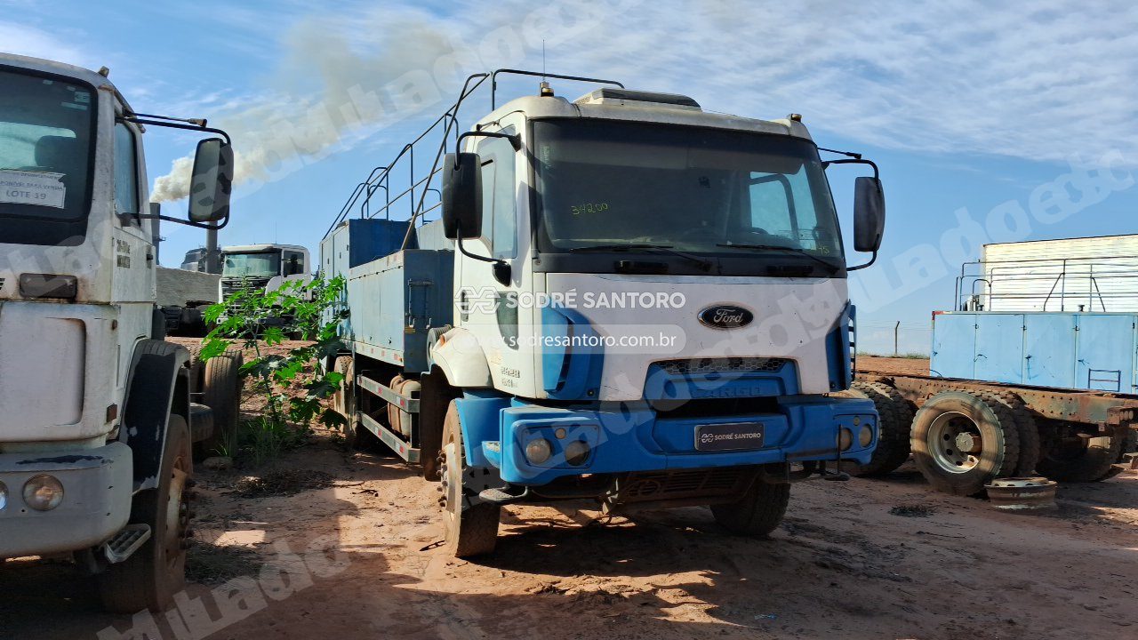 Ford Cargo 2628 Cn 6X4 2012 em leilao em Brasil