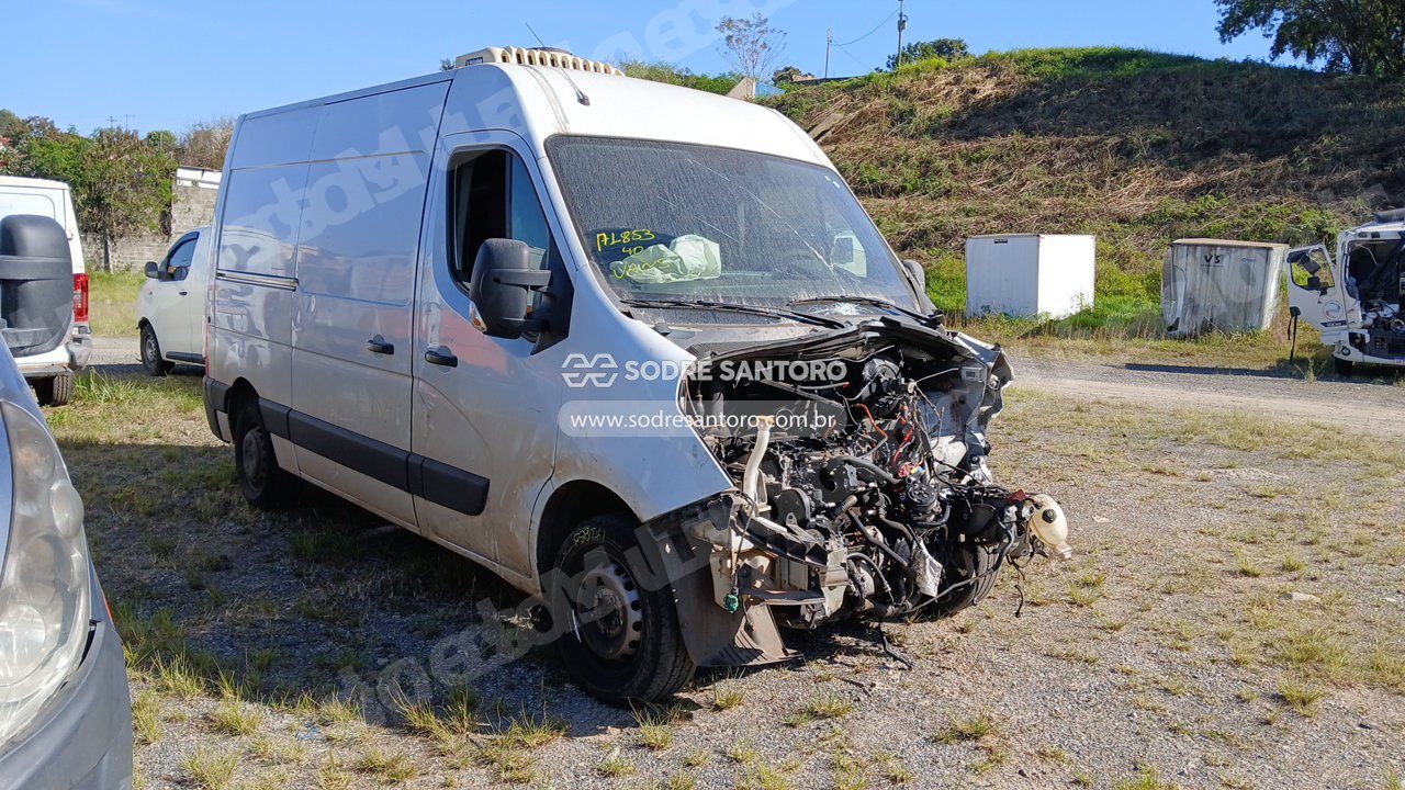 Renault Master Fur L2H2 2021 em leilao em Monte Mor/SP