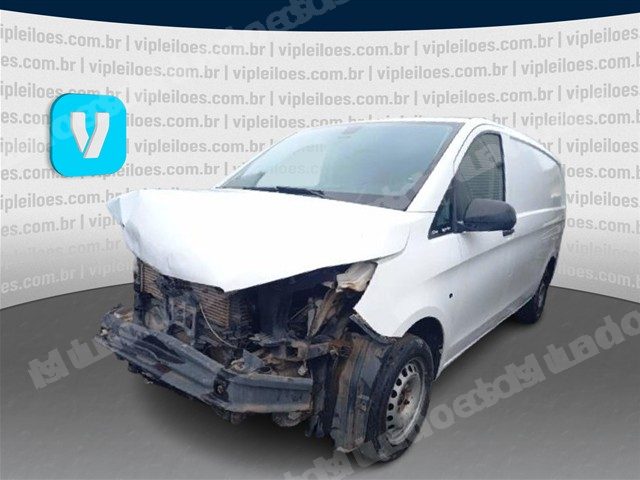 Mercedes 2015 em leilao em Brasil