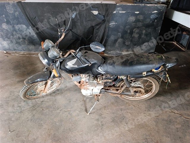 Honda em leilao em Brasil