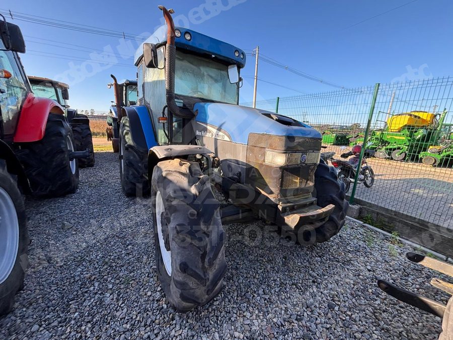 Máquina agrícola 2004 em leilão em Lavras do Sul/RS - Lote 3
