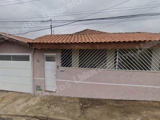 Casa de 186 m2 em leilão em Espírito Santo do Pinhal/SP
