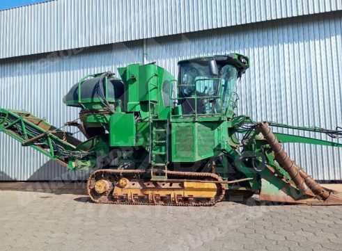 Máquina agrícola 2016 em leilão em Jaboticabal/SP