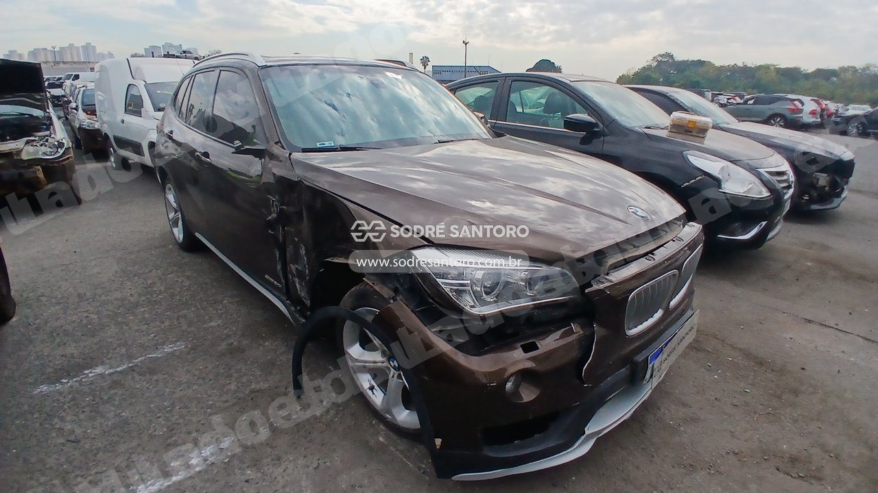 Bmw X1 S20I Active Flex 2015 em leilao em Brasil