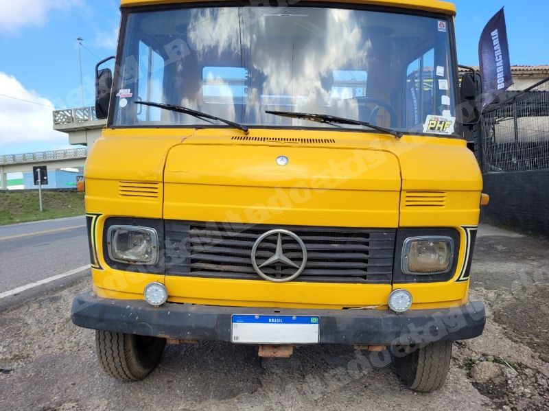 Mercedes Benz 1977 em leilão em Içara/SC