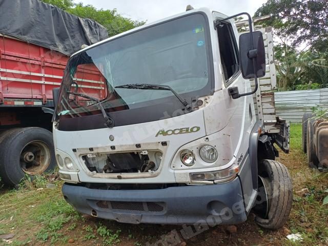 Mercedes em leilao em Brasil