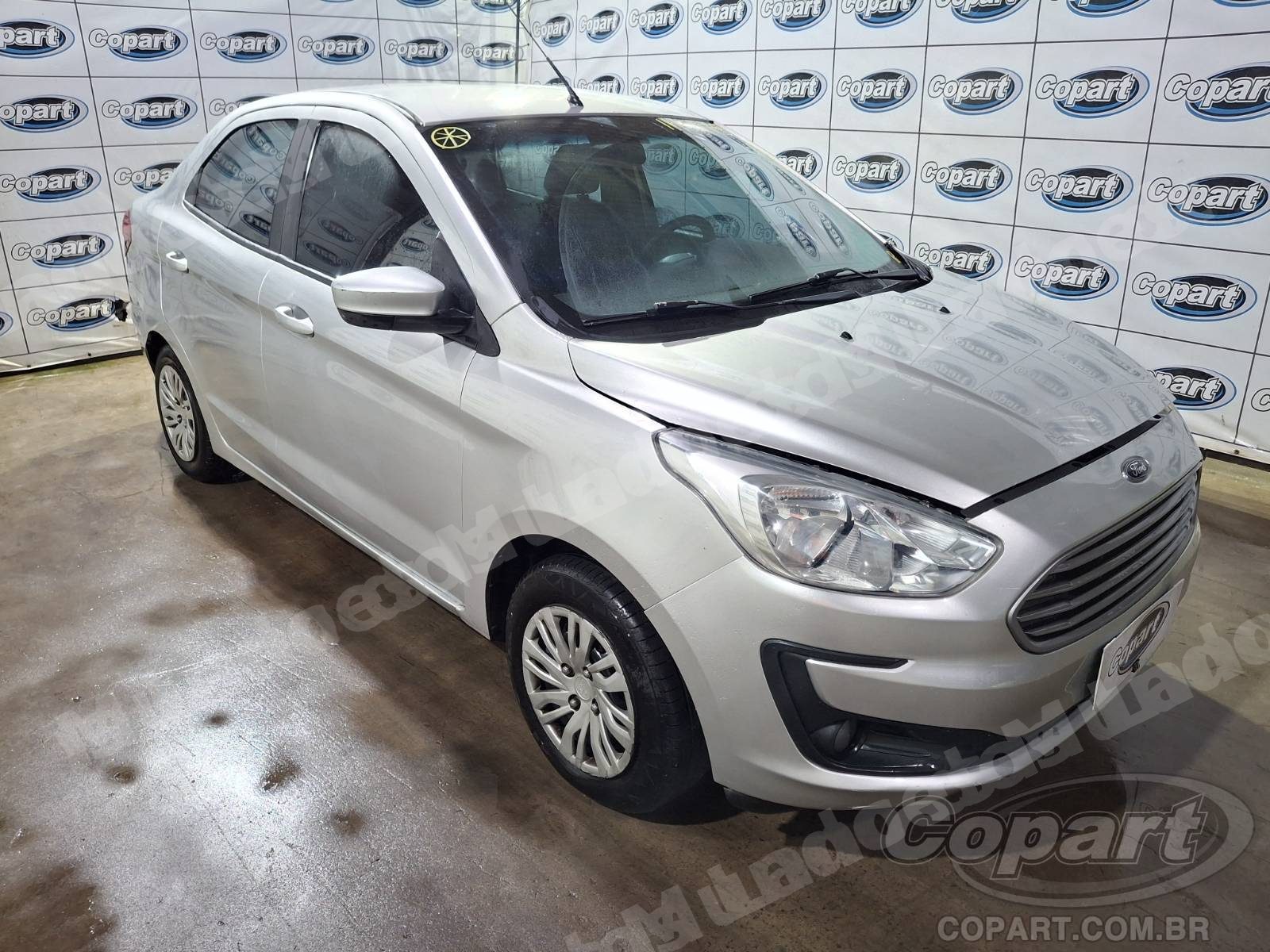 Lote em leilao em Candeias/BA