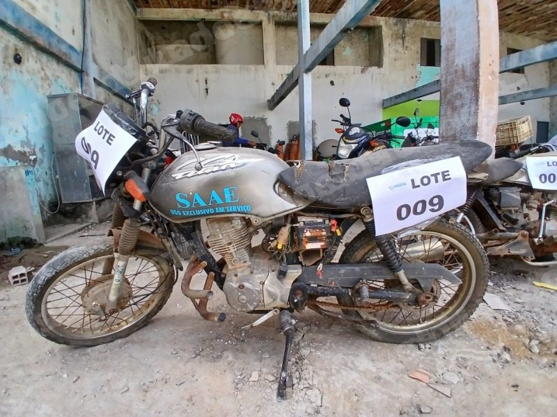 Honda em leilao em BA