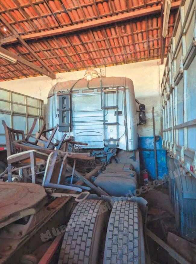 Scania 2002 em leilão em Brasil
