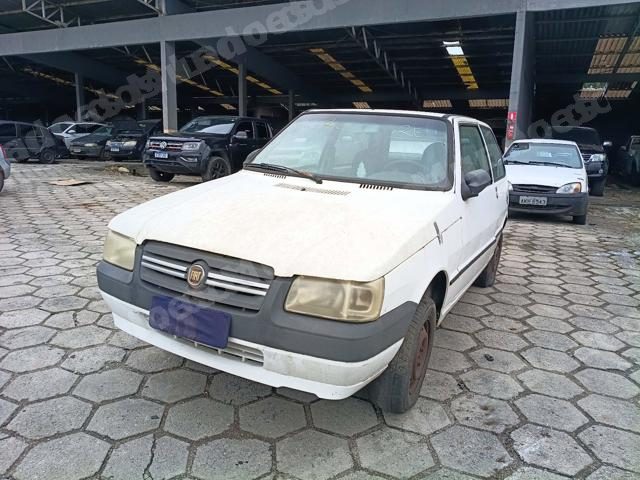 Fiat Uno 2011 em leilão em Brasil - Lote 3