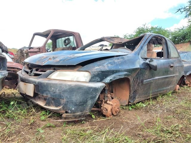 Gm em leilao em Brasil