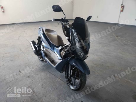 Honda em leilao em Candeias/BA