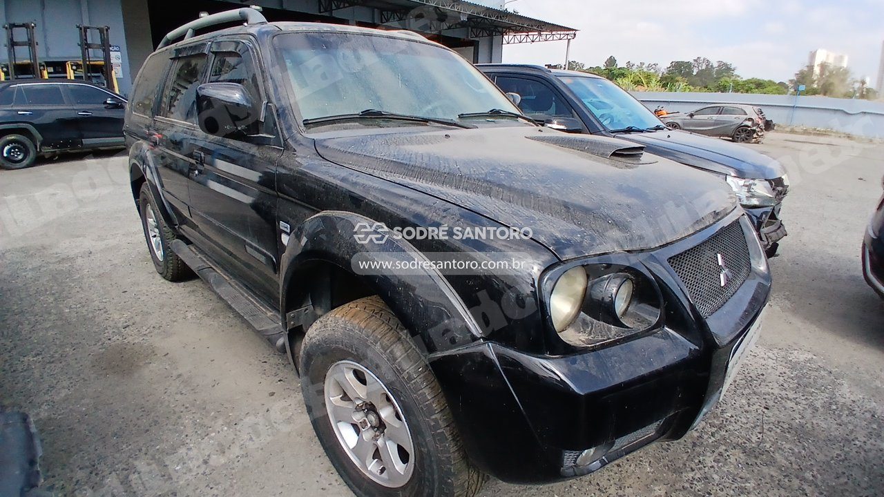 Mitsubishi Pajero Sport Hpe 2009 em leilao em Brasil