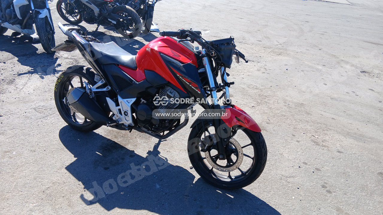 Honda Cb 300F Twister Cbs 2024 em leilao em Brasil