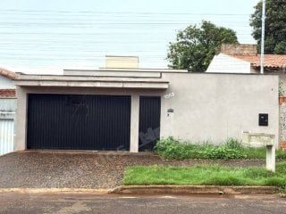 Casa de 136 m2 em leilão em Ituiutaba/MG