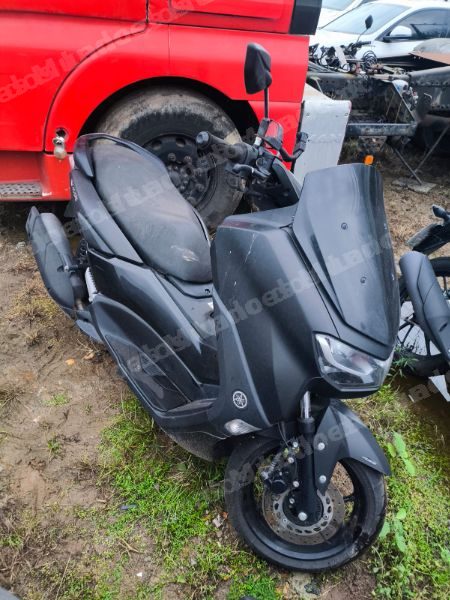 Yamaha Nmax 2024 em leilão em Balneário Camboriú/SC