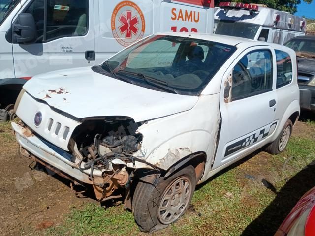 Fiat Uno 2014 em leilao em Brasil