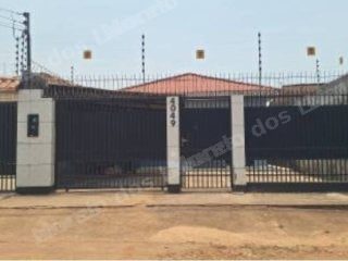 Casa de 84 m2 em leilão em Itacoatiara/AM