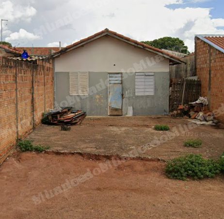Casa de 43 m2 em leilão em Araraquara/SP