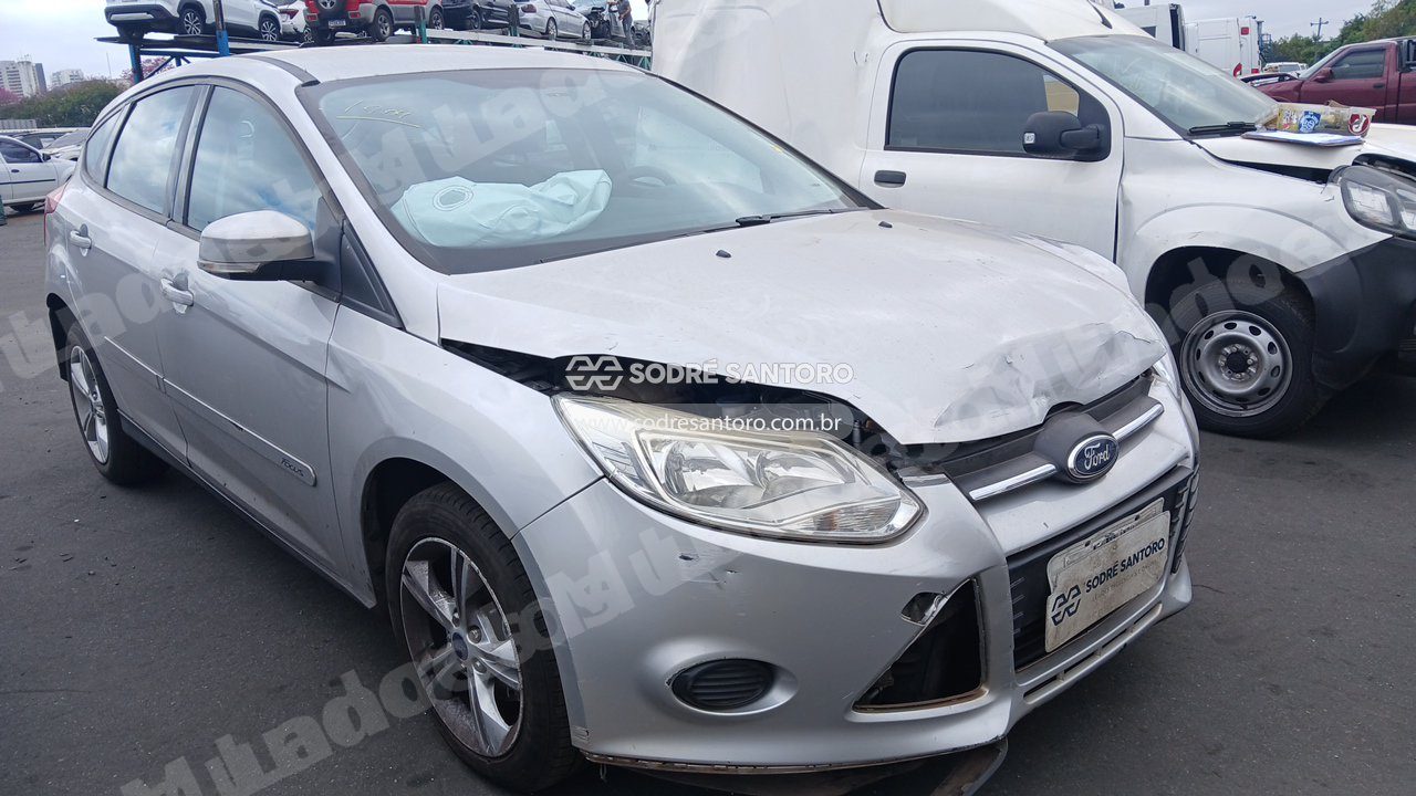 Ford em leilao em Brasil