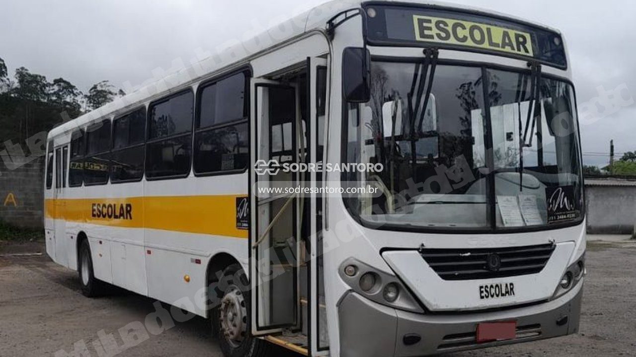 Volkswagen Comil Svelto U 2009 em leilao em Suzano/SP - Lote 1