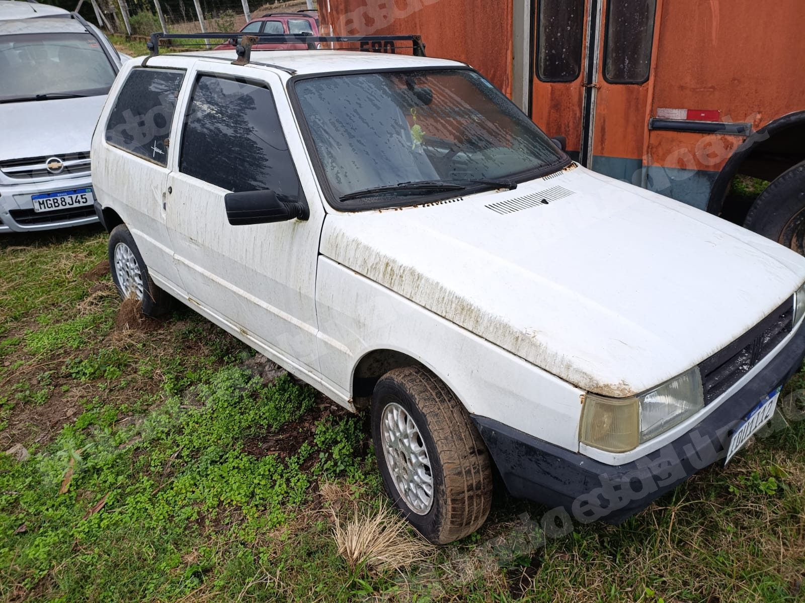 Fiat em leilao em Brasil
