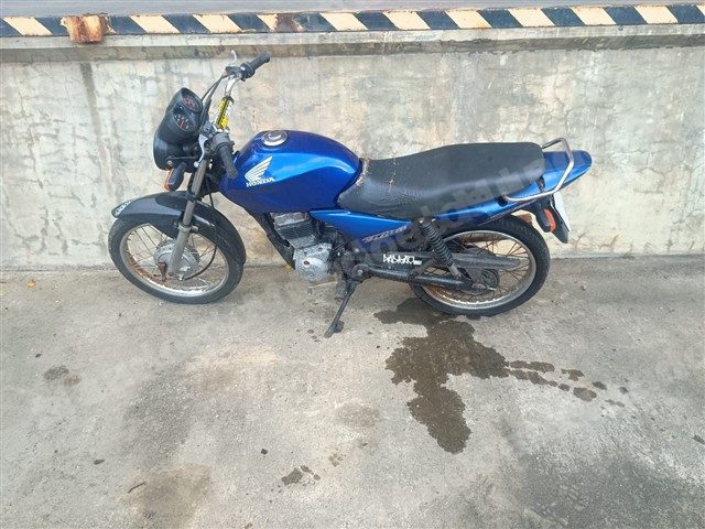 Honda 2004 em leilao em Brasil - Lote 4