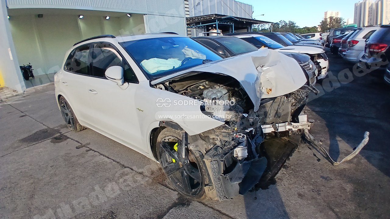 Porsche Cayenne Phev 2020 em leilao em Brasil