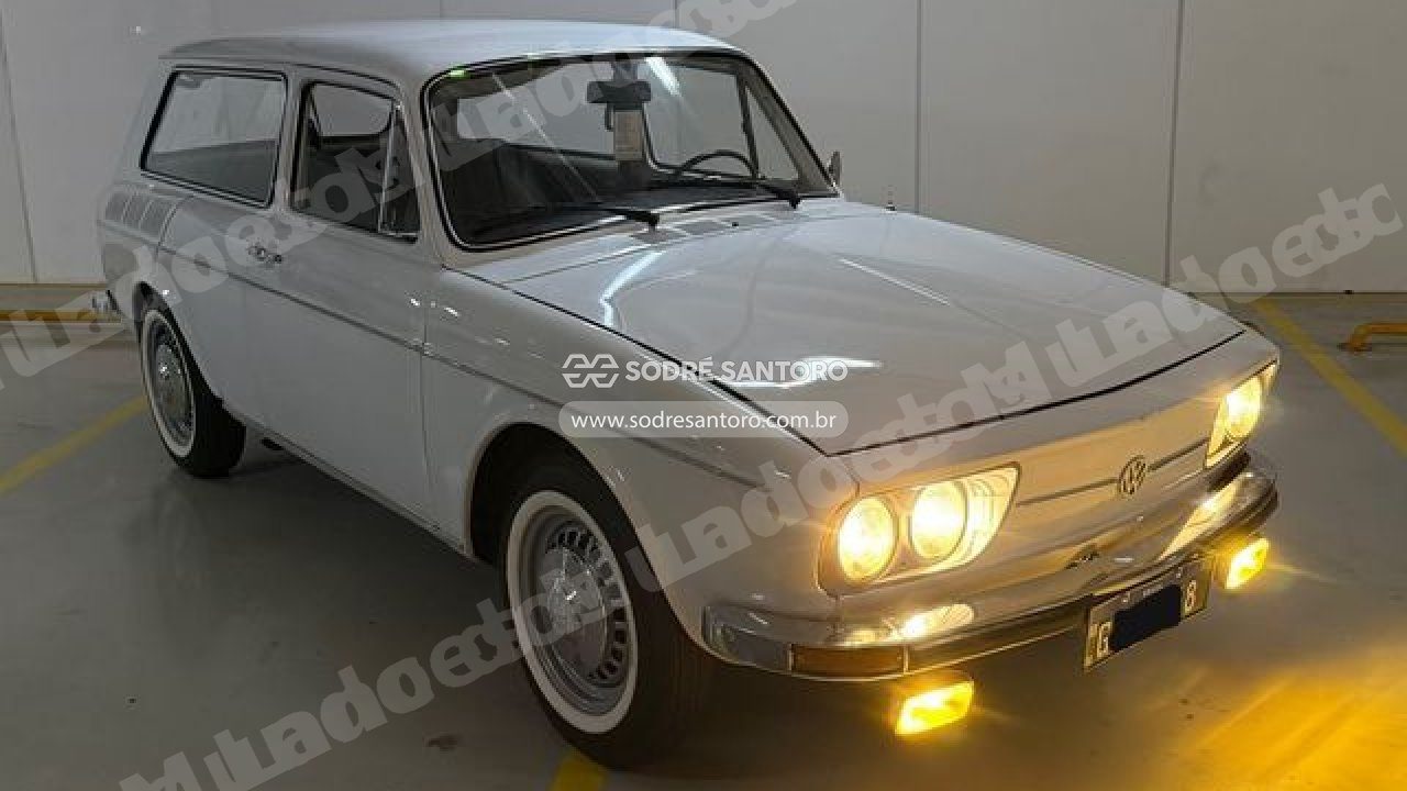 Volkswagen Variant 1976 em leilao em São Paulo/SP