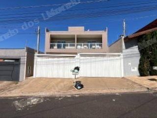 Apartamento de 57 m2 em leilão em Franca/SP
