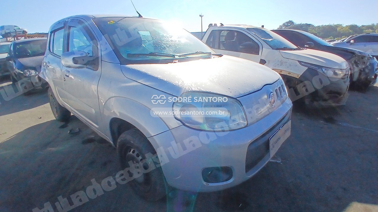 Fiat Uno Vivace 1.0 2012 em leilao em Brasil