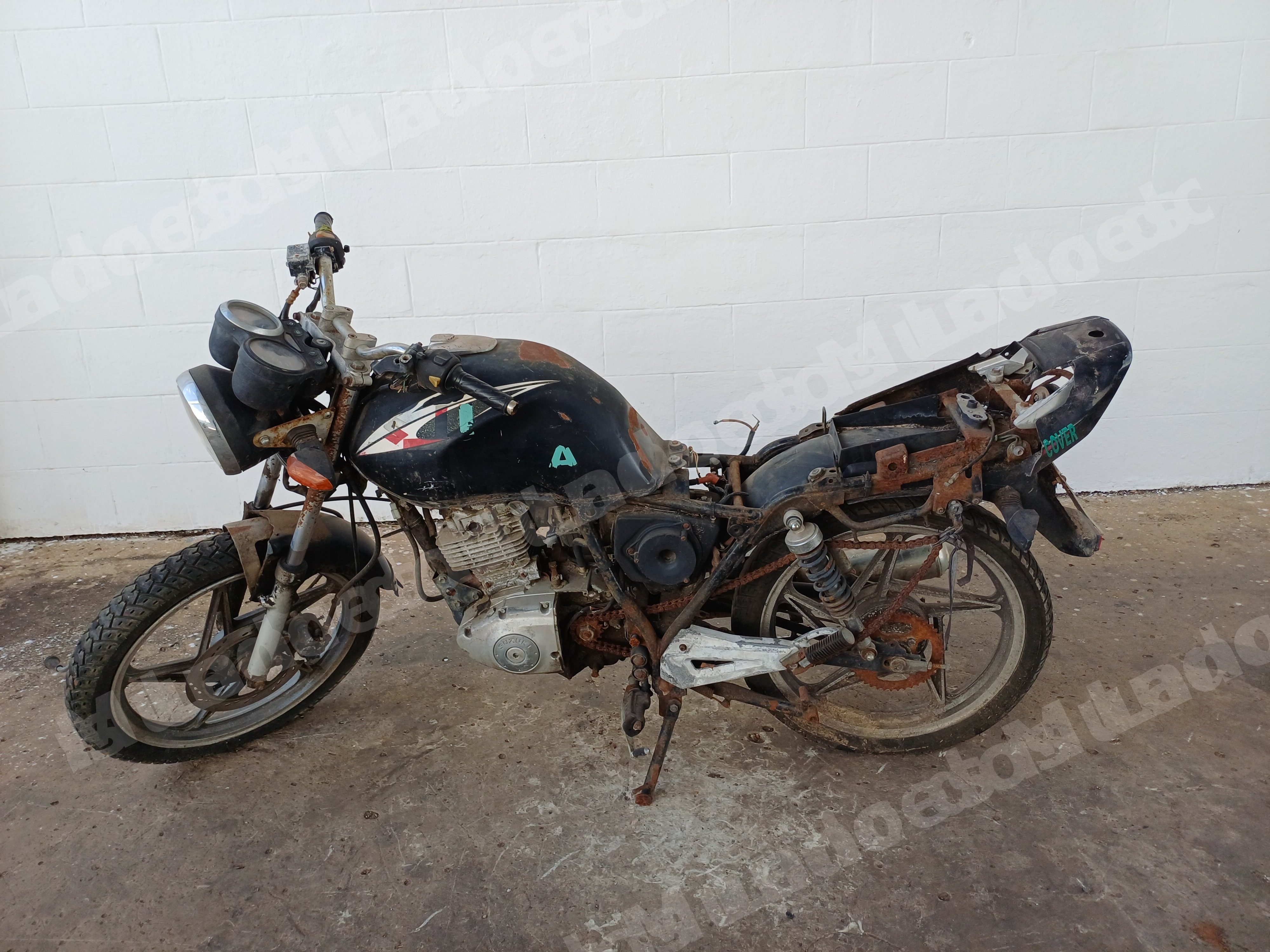 Suzuki 2007 em leilão em Brasil