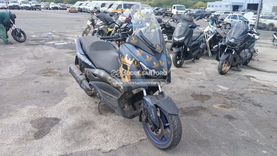 Yamaha Xmax 2024 em leilão em Guarulhos/SP