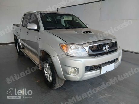 Toyota Hilux em leilao em Aparecida de Goiânia/GO - Lote 2