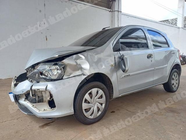 Toyota em leilao em Brasil