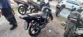 Yamaha - em leilao em Brasil - Lote 4