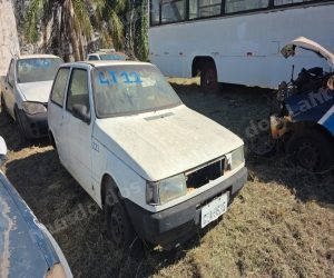 Fiat Uno 2002 em leilao em Brasil