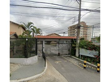 Casa de 54 m2 em leilao em Ferraz de Vasconcelos/SP