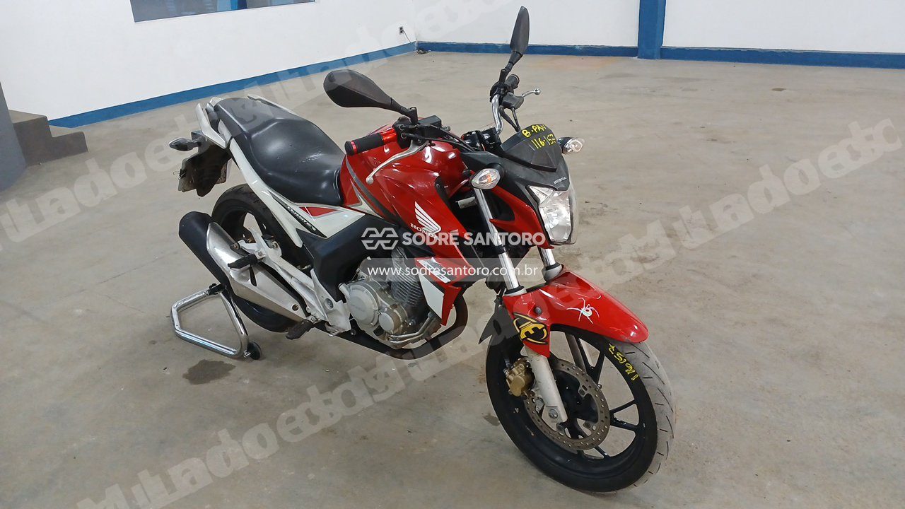 Honda Cb 250F Twister 2017 em leilão em São José dos Pinhais/PR