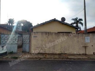 Casa de 84 m2 em leilao em Agudos/SP