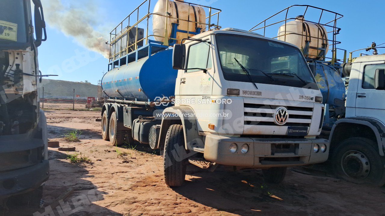Volkswagen 26.260 E 2012 em leilao em Brasil