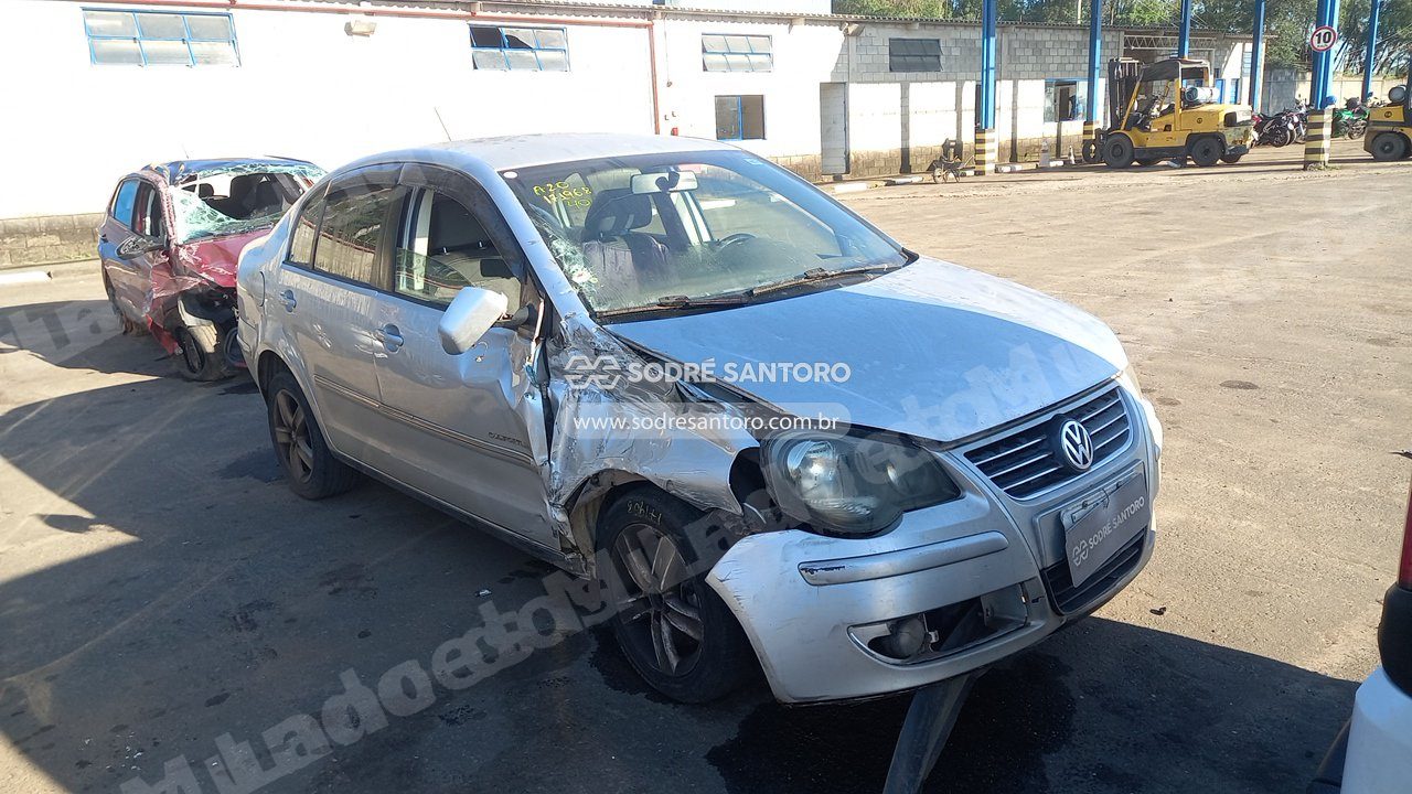 Volkswagen Polo Sedan 2.0 Comfor 2011 em leilao em Monte Mor/SP