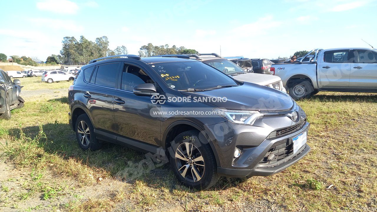 Toyota Rav4 4X2 20L 2018 em leilao em Monte Mor/SP