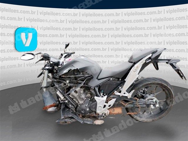 Honda em leilao em Brasil