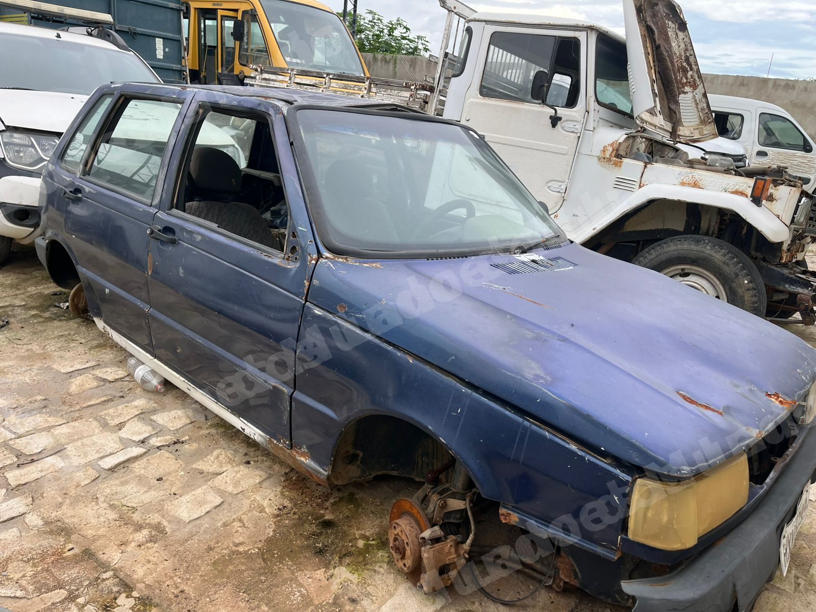 Fiat em leilao em Prefeitura Municipal de Quiterianópolis/CE