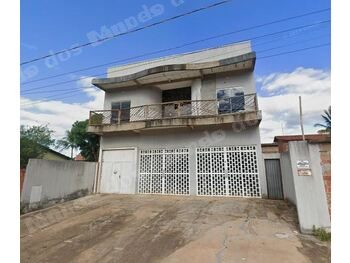 Imóvel de 462 m2 em leilão em Niquelândia/GO