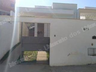 Casa em leilao em São Joaquim de Bicas/MG