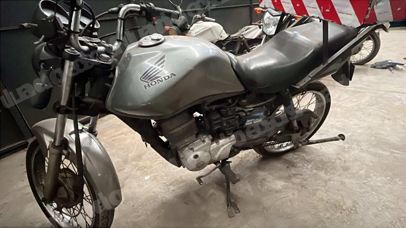 Honda em leilao em Brasil