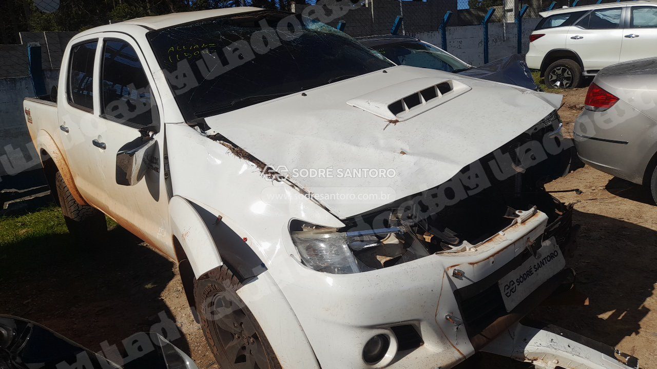 Toyota Hilux Cd4X4 Srv 2013 em leilao em São José dos Pinhais/PR