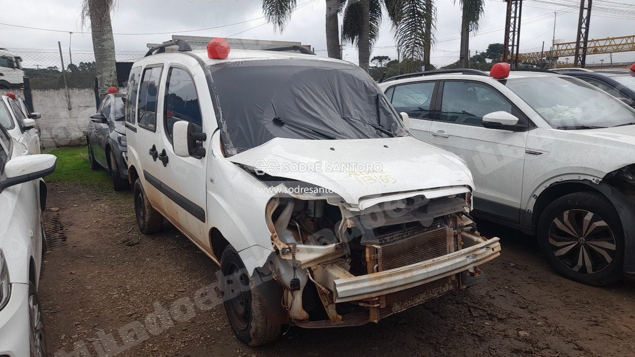 Fiat em leilao em São José dos Pinhais/PR